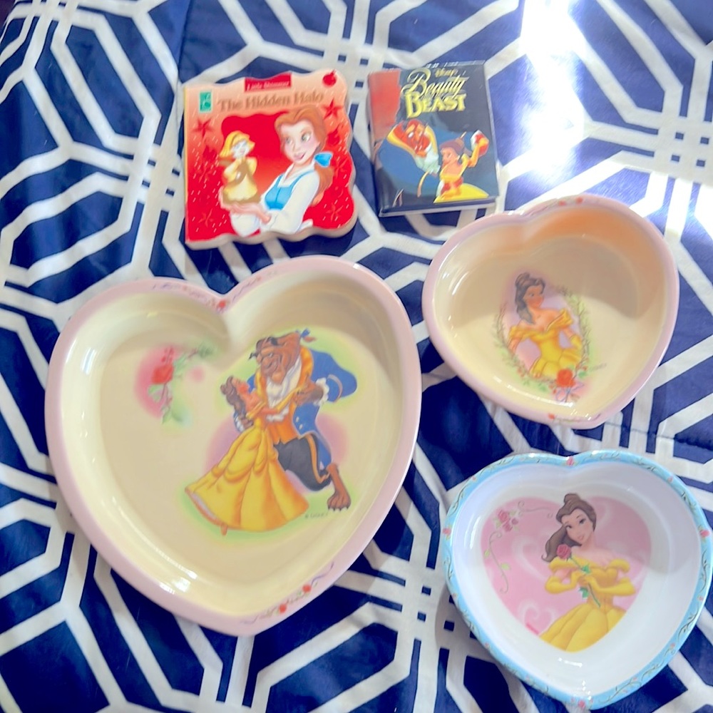 Beauty and the beast plates and two books hidden halo And beauty and the beast